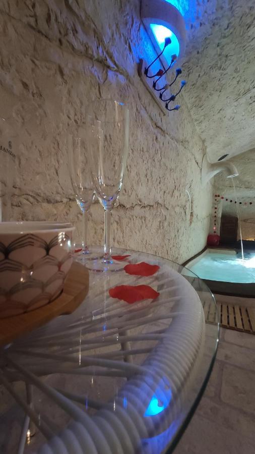 Dimora Della Nonna-Luxury Home Mola di Bari Zewnętrze zdjęcie